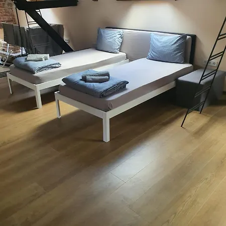 Хотел Kapana At Center